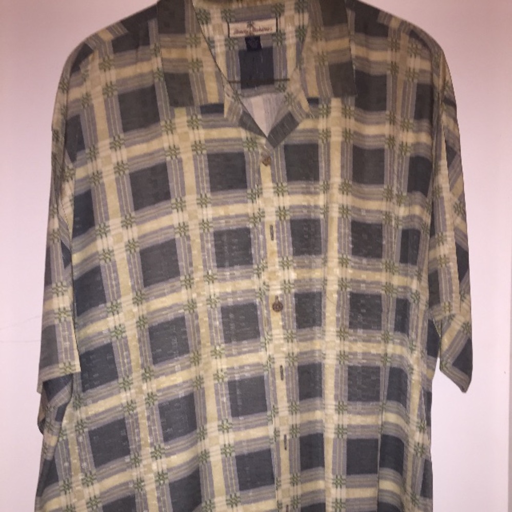 Tommy bahama button down
